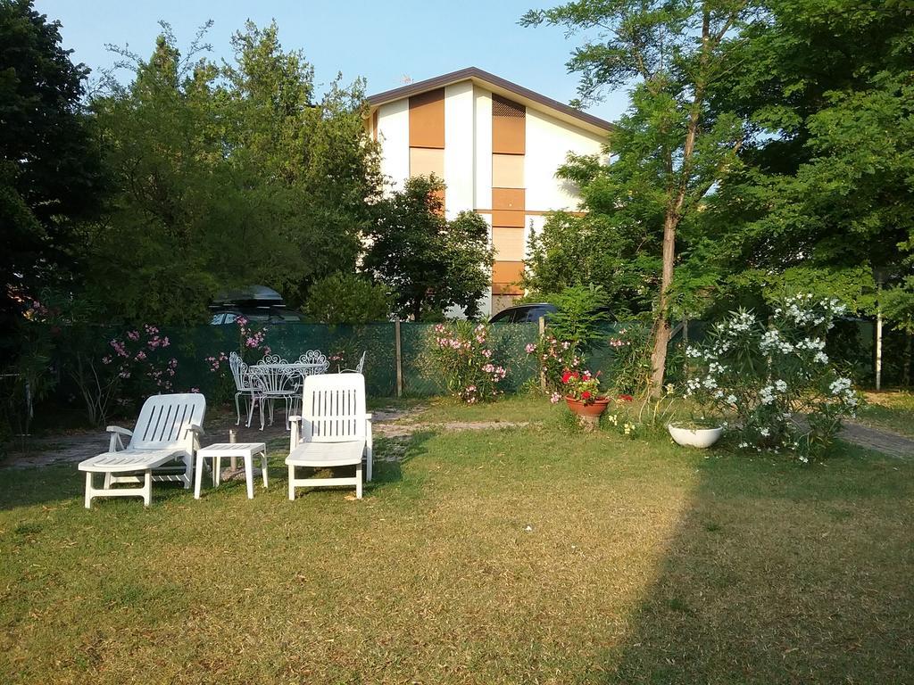 Casa Marialuigia - Appartamenti Solo Per Famiglie 利多迪迪耶索洛 外观 照片