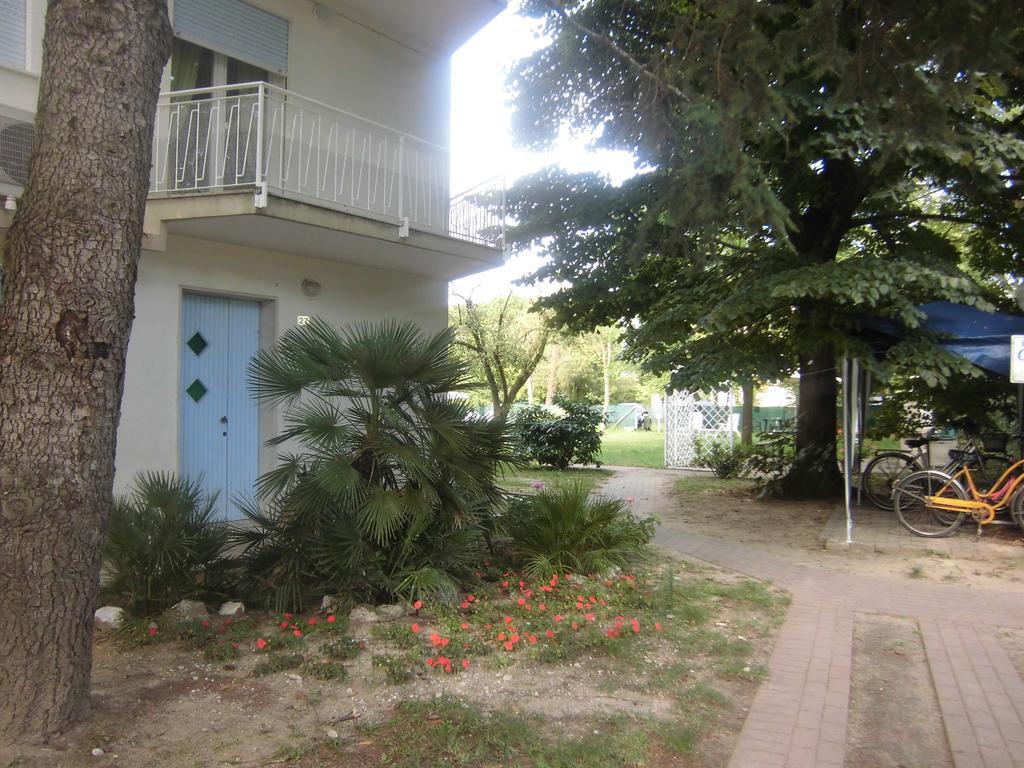 Casa Marialuigia - Appartamenti Solo Per Famiglie 利多迪迪耶索洛 外观 照片
